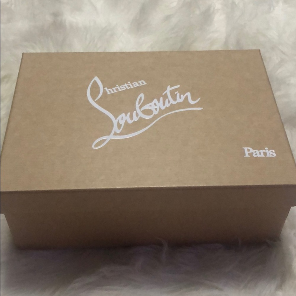 Christian Louboutin box